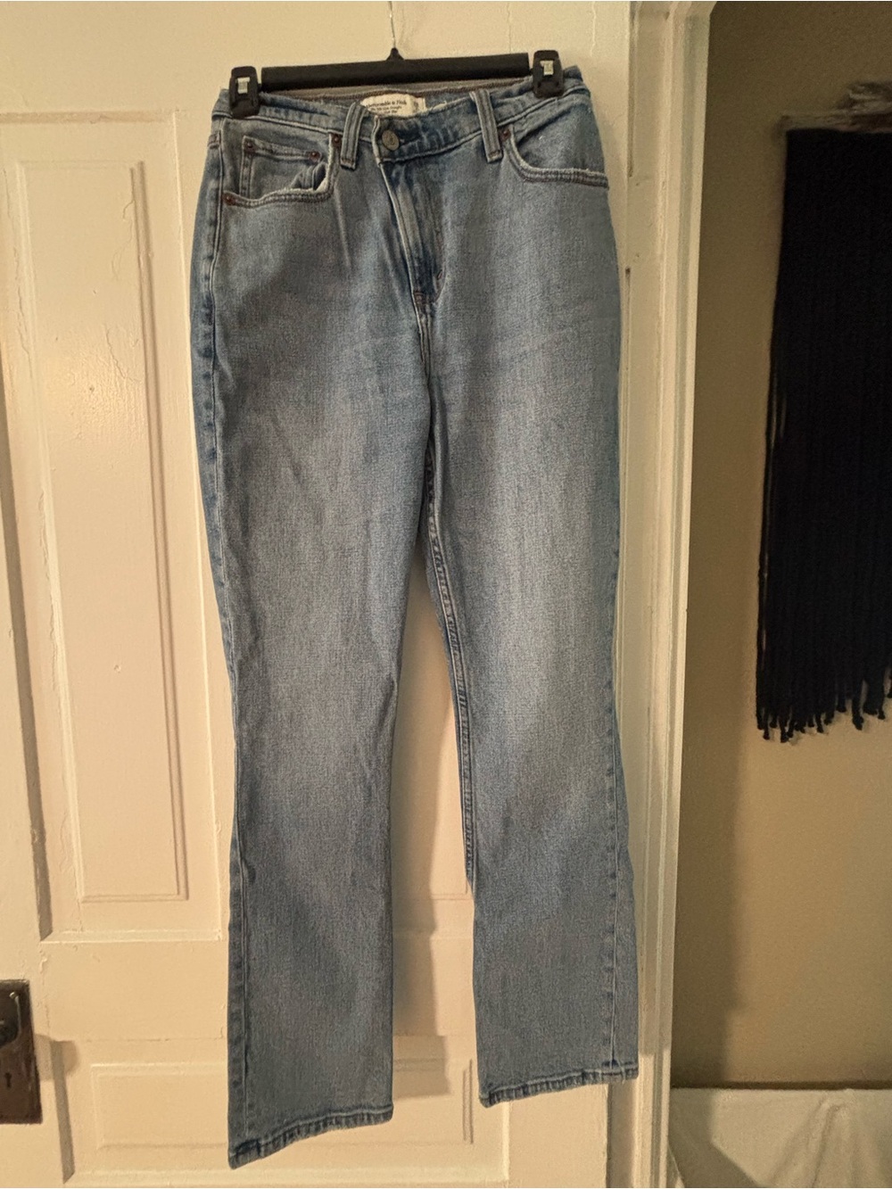 Abercrombie & Fitch Women's Light Wash Straight-Leg Jeans with angled zipper